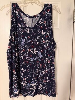 Lane Bryant Navy Floral Scoop Neck Tank